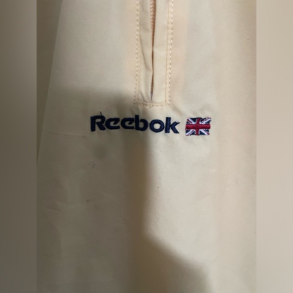 WOMENS VINTAGE REEBOK WINDBREAKER PULLOVER JACKET Size M Yellow - Picture 11 of 12